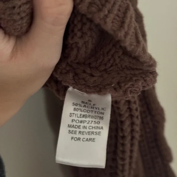 Grey Bandit Brown Cable Knit Cropped Zip Up Cardigan - Picture 6 of 7